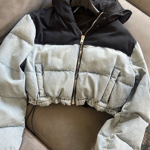Alexander Wang Denim Cropped Puffer - Picture 11 of 16